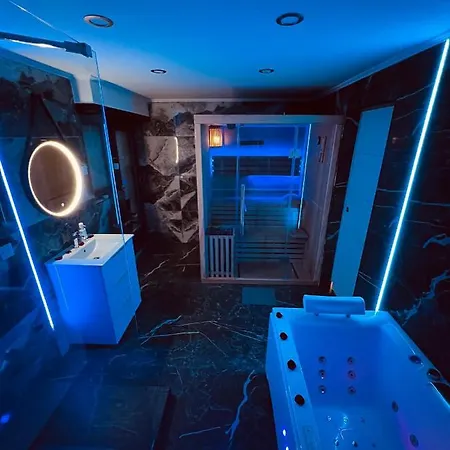 Avec Sauna, Jacuzzi, 公寓 *