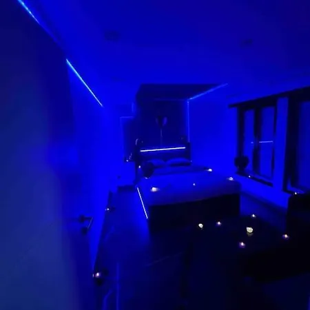 Lägenhet Avec Sauna, Jacuzzi,