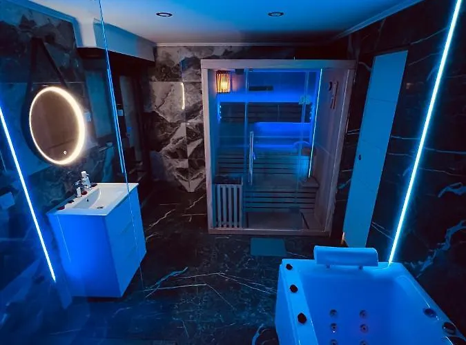 Avec Sauna, Jacuzzi, Apartmán *