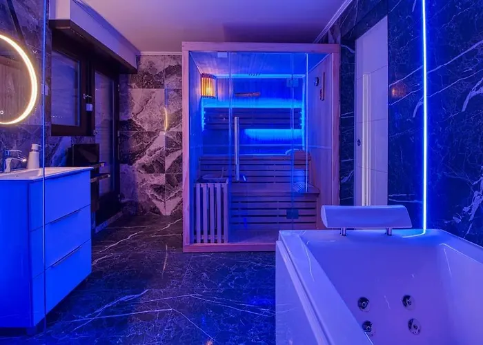 Avec Sauna, Jacuzzi, Apartment