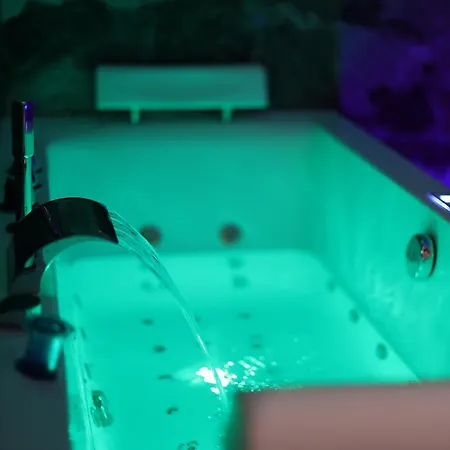 Lägenhet Avec Sauna, Jacuzzi,